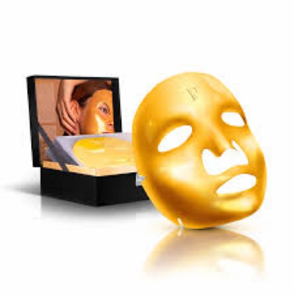 2 Predire Paris Prestige Gold Collagen Facial Masks